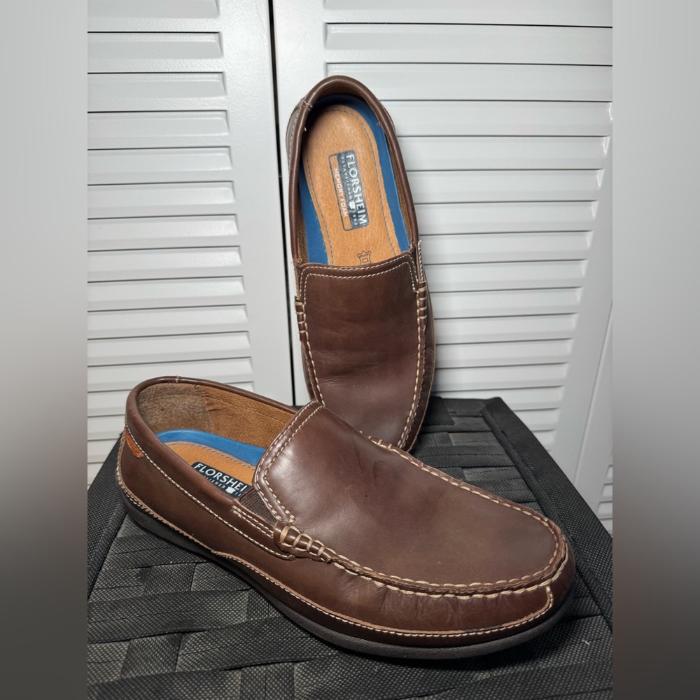 Florsheim Men's Brown Loafers size 8